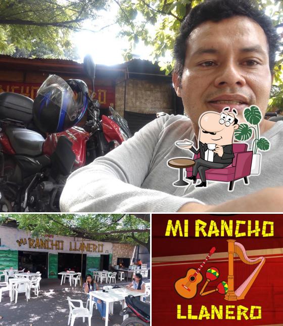 Asadero El Rancho Llanero Avenida La Estacion
