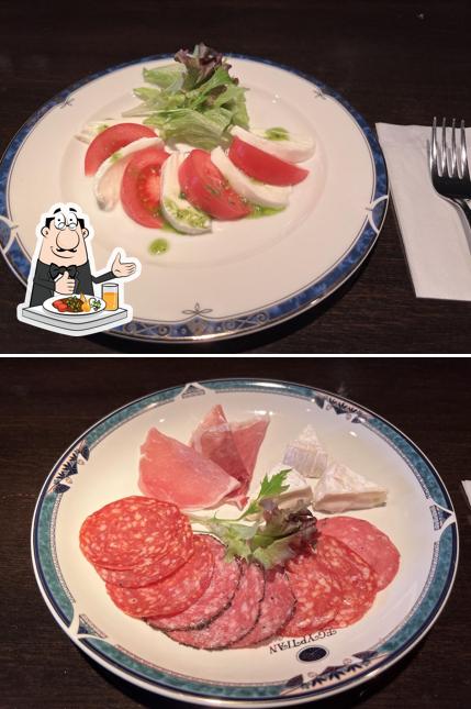 PIANO BAR 渚