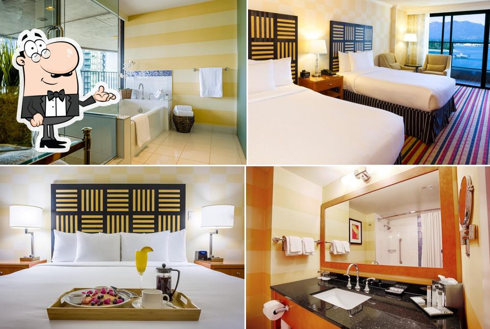 Pinnacle Hotel Harbourfront