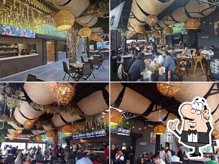 Vastos'S Grill