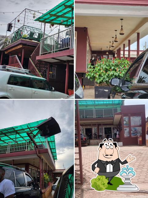 Papaz Spot Bar and Restaurant