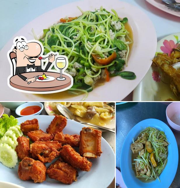 ร้านข้าวต้มหวังอยู่