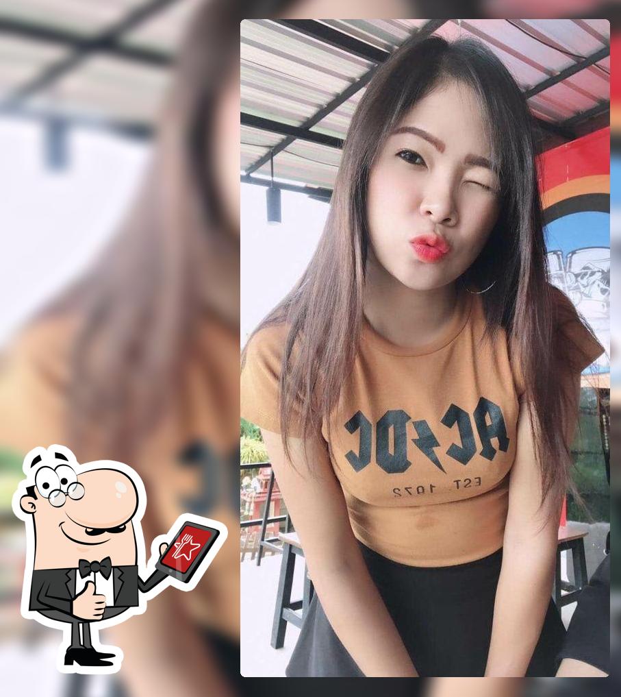 น้องมิ้นท์ เหล้าตอง