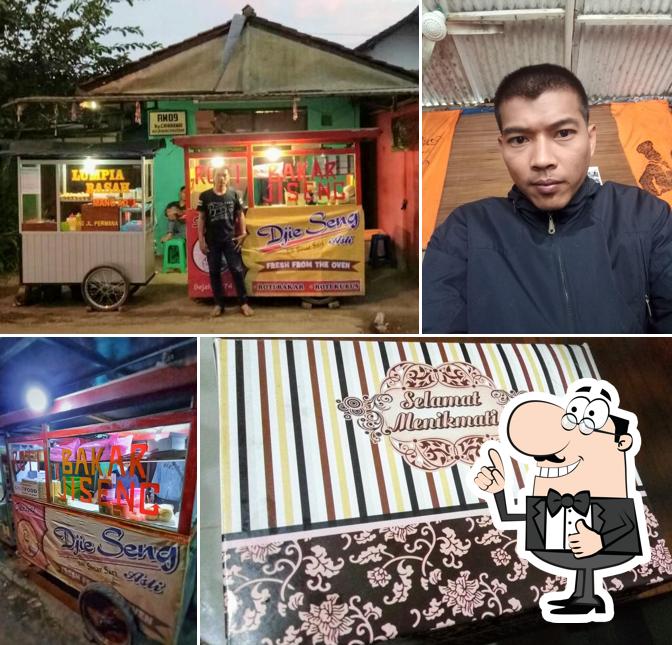 Roti Bakar DjiSeng Cipageran