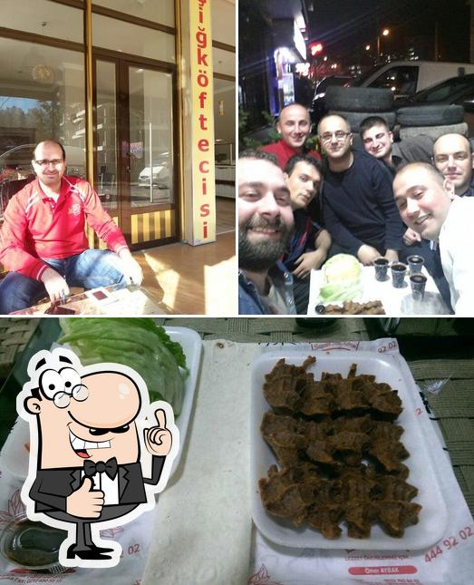 Meshur Adiyaman Cig Kofteci Omer Aybak