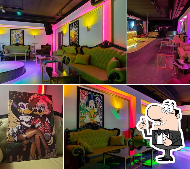 Это фотография клуба "Скрудж"