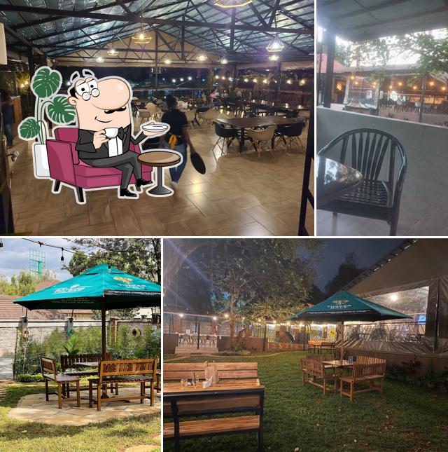 The Pot Belly Restaurant & Bar
