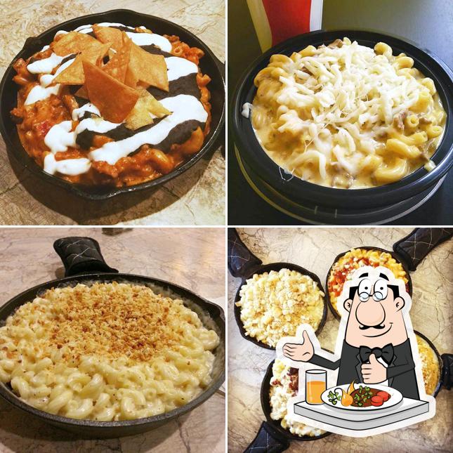 Mac N' Out Macaroni & Cheese