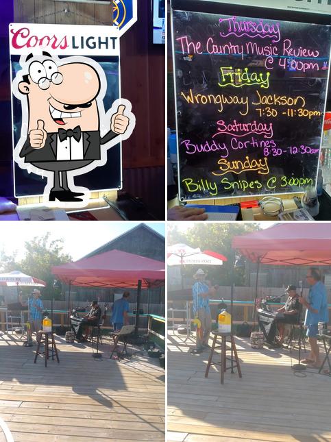 Lulu's Landing Bar