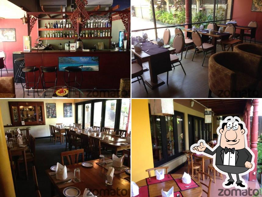 Siam House Restaurant (Thai Select)