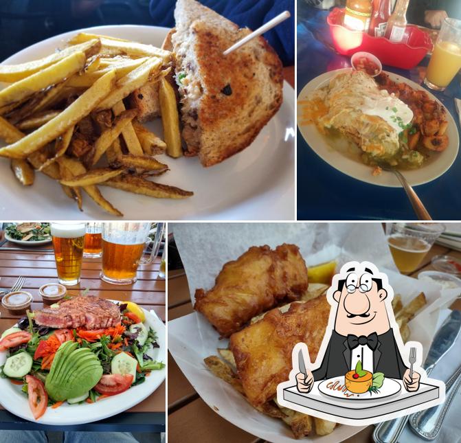 The Lookout Bar & Grill