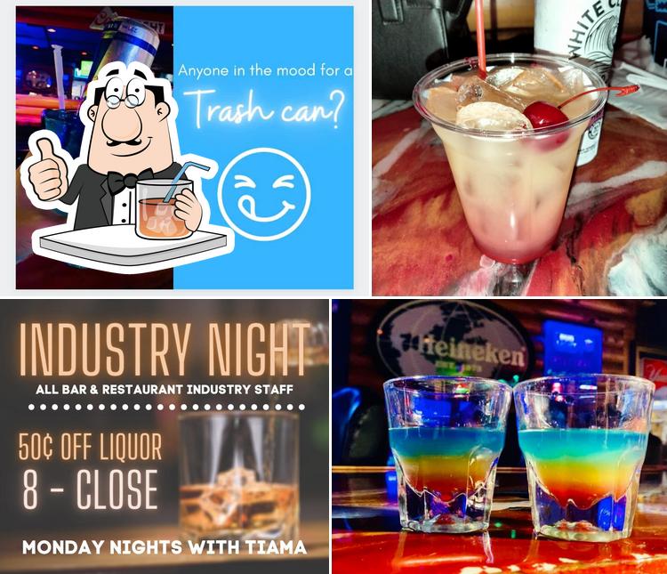 2 Rivers Bar & Grill