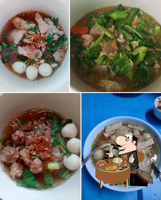 สุโขทัยข้าวมันไก่