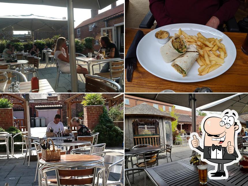 Greyhound Inn