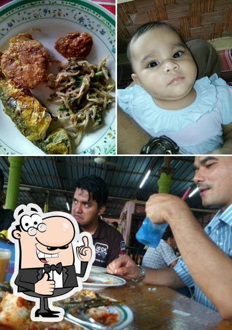 Restoran Kak Ros (Gomen Corner)