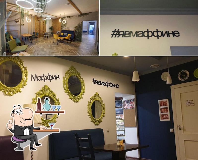 Посмотрите на внутренний интерьер "Маффина на Фомина"