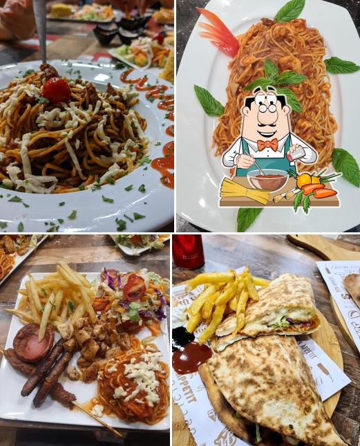 Restaurant Charlie Food