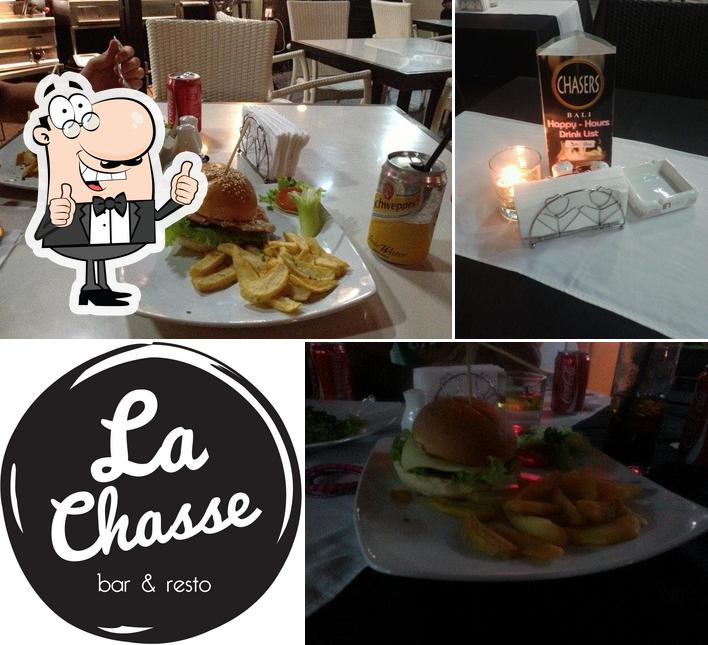 La Chasse Restaurant