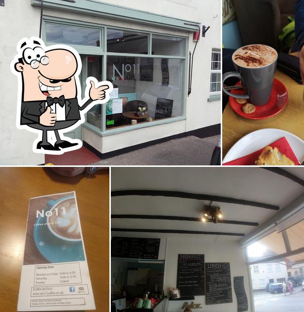 No11 Village Café