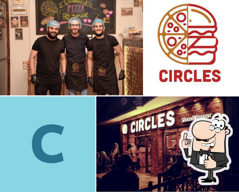 circles pizza & burger