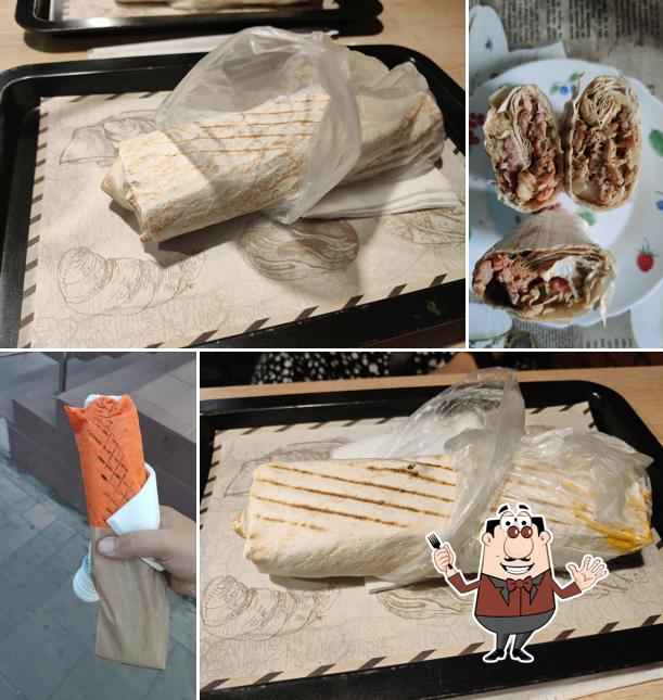 Сэндвич с рваной свининой в "Шаурме Marsel"