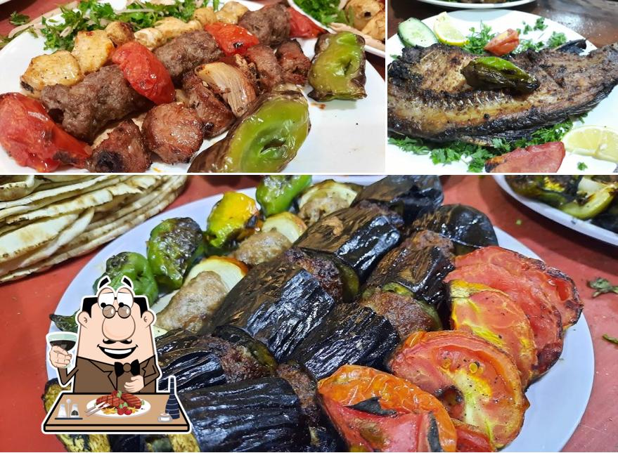 مطعم كافيتريا الكندي
