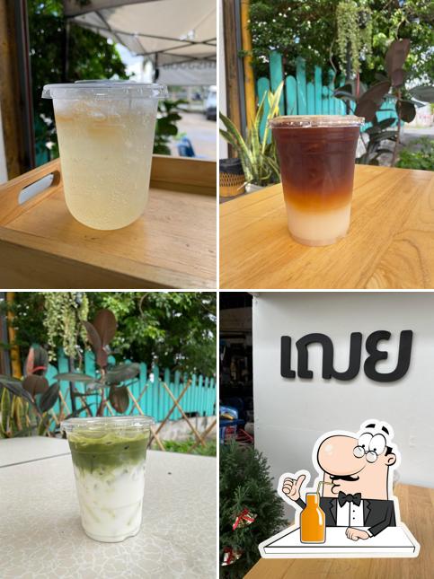 เฌย Coffee Bar & Exotic Pet