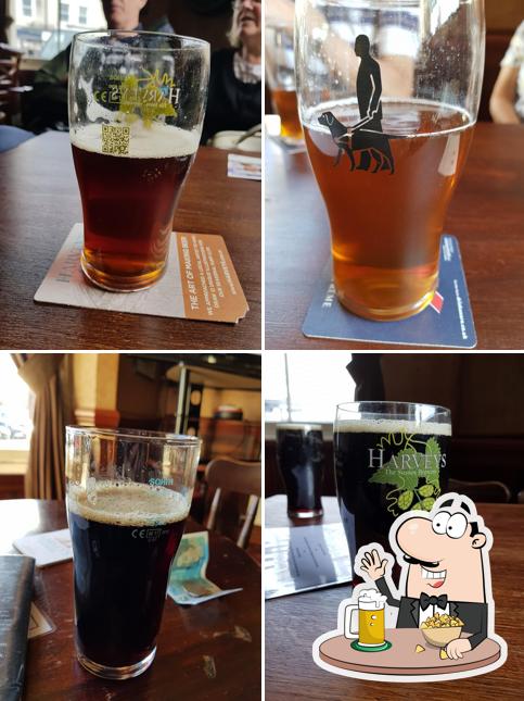 The Garland Public House