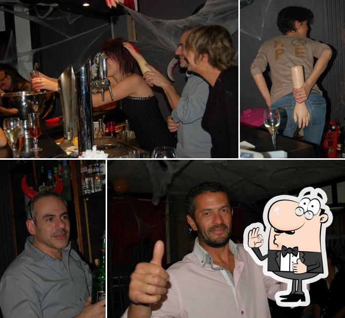 Burger And Bar