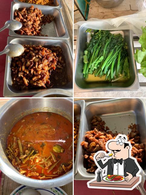 ร้านข้าวแกงในสวน