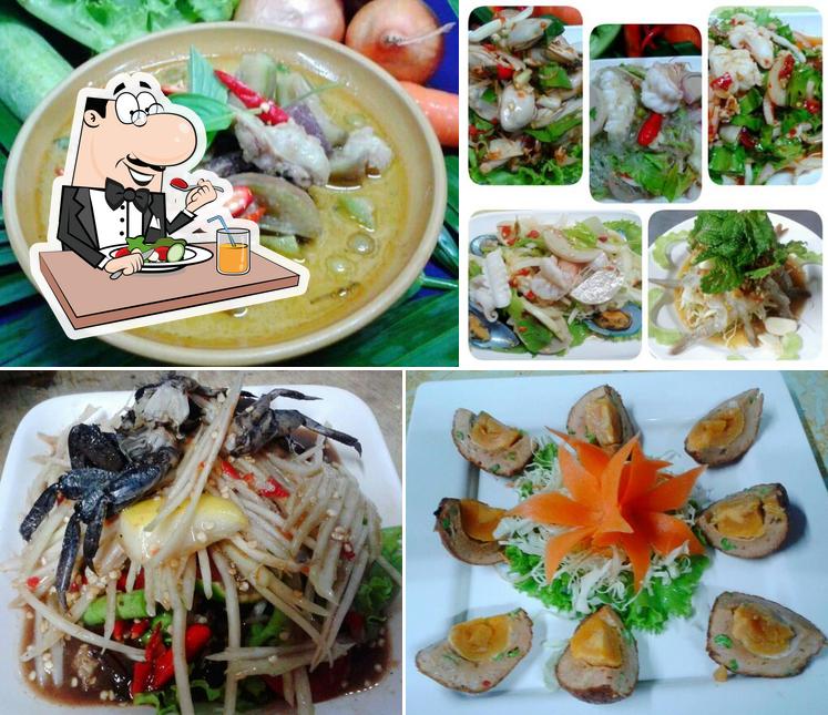 ร้านต้นไทรจิ้มจุ่ม สะพานแดง ซ.18 Rangsit