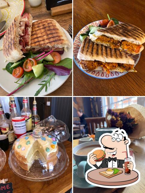Oaklands Cafè & Bar
