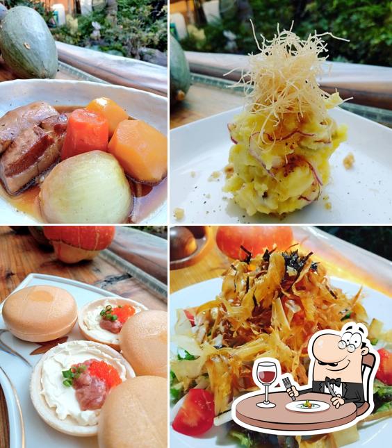 Antique Dining Umagura
