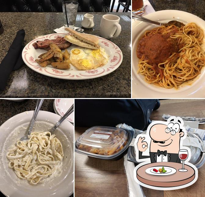 Maggianos Little Italy