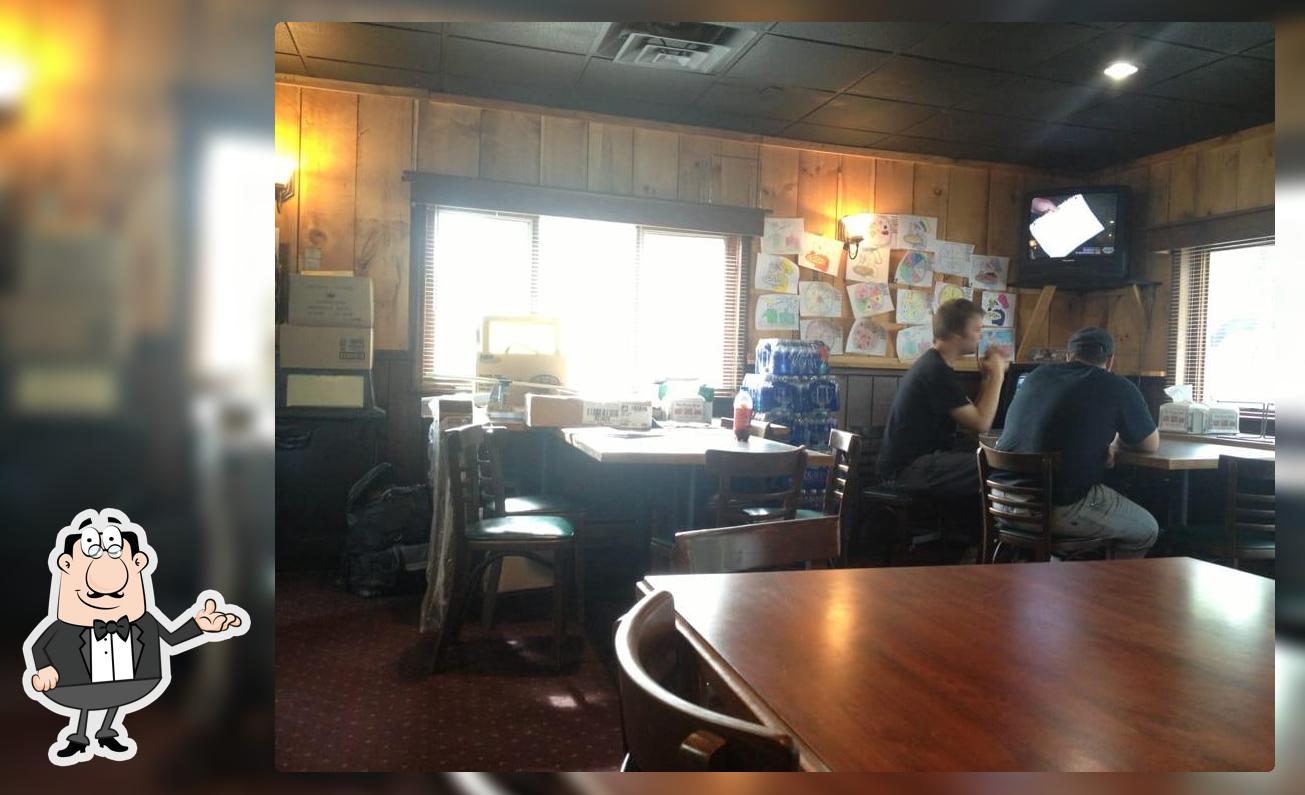 The Pizza Shop