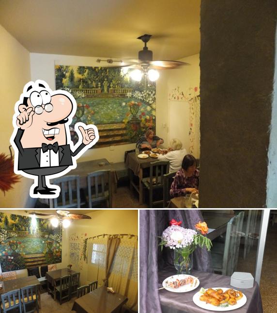 Calle Larga Cafe & Grill