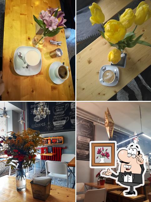 Coffee shop Family