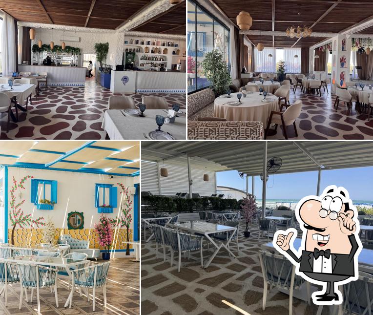 Famous Restaurant Sea Breeze