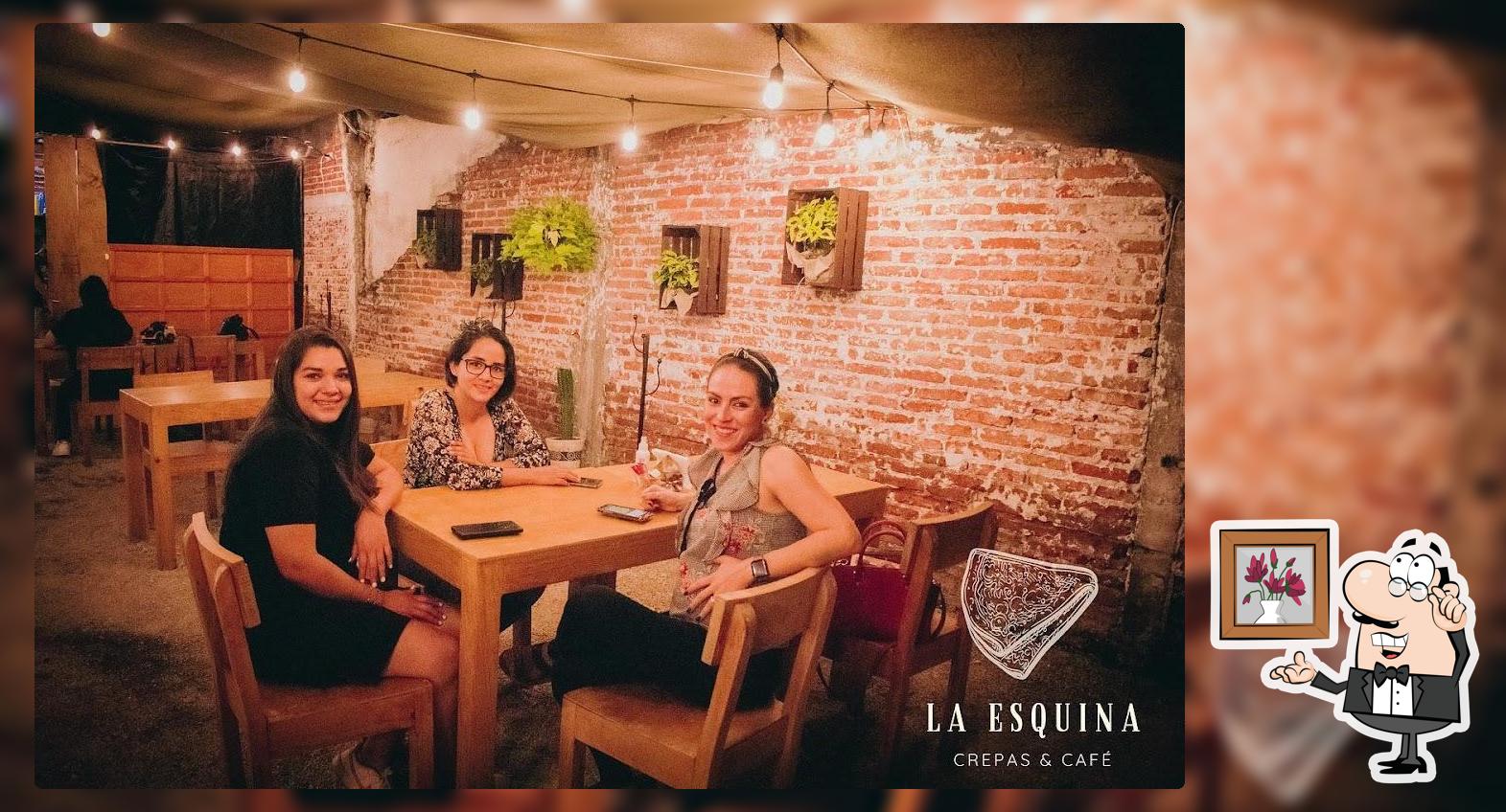La Esquina - Crepas & Café
