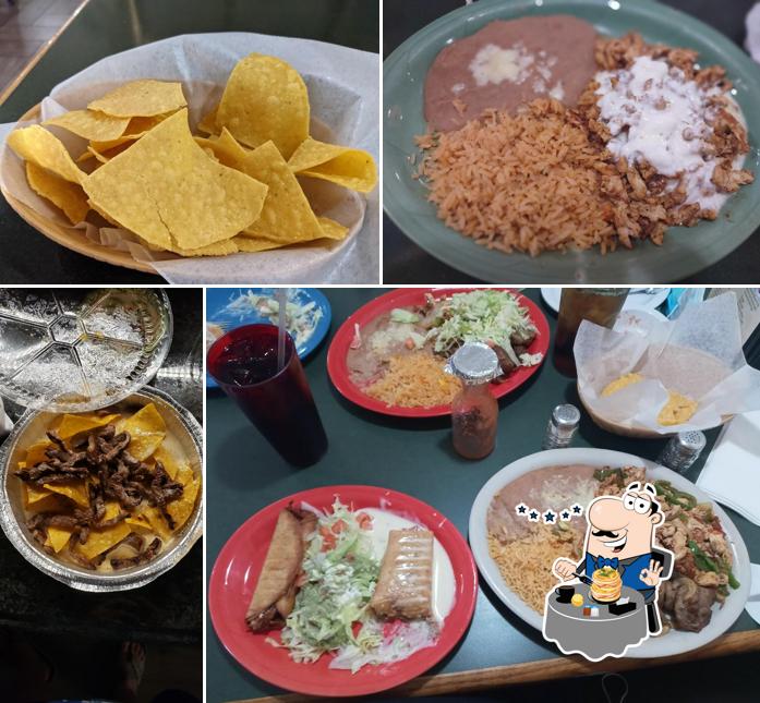 Mi Rancho 124 Dominion Dr