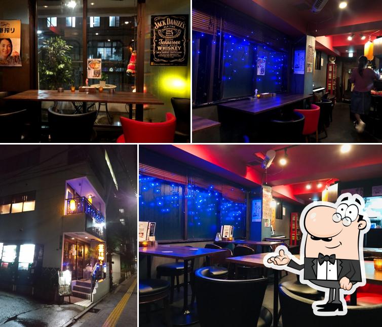 bar でこや