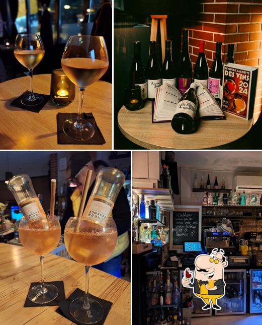 La Folie, bar à vins et champagnes