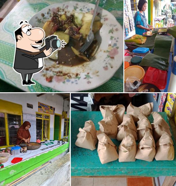 Warung Rujak Bu. Am