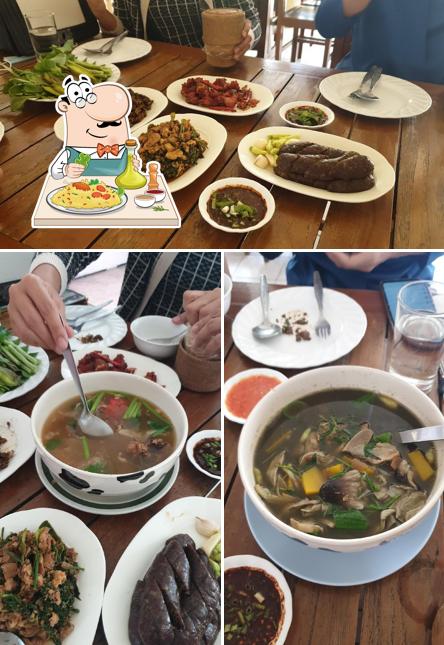 ร้านอาหารยอดขามและของฝาก