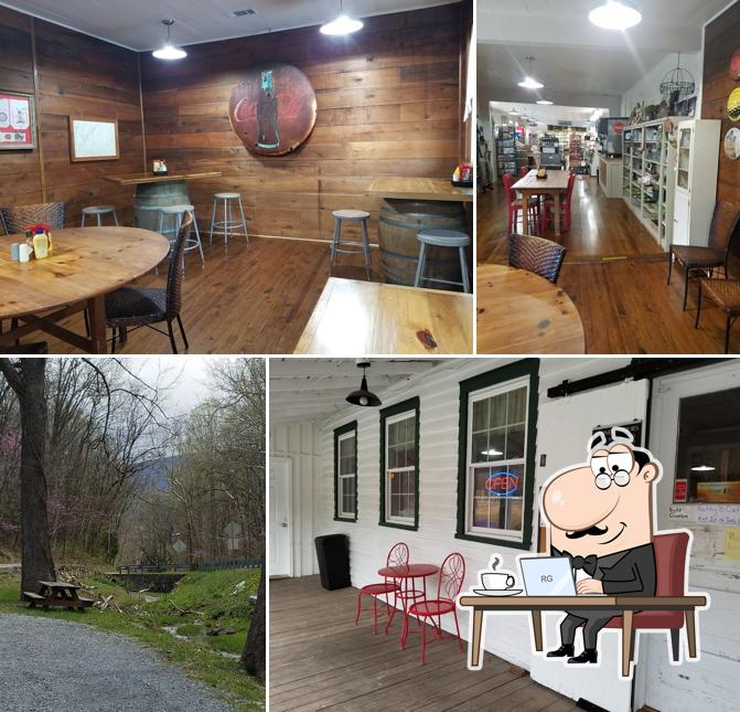 Natural Bridge General Store & Natty B Cafe