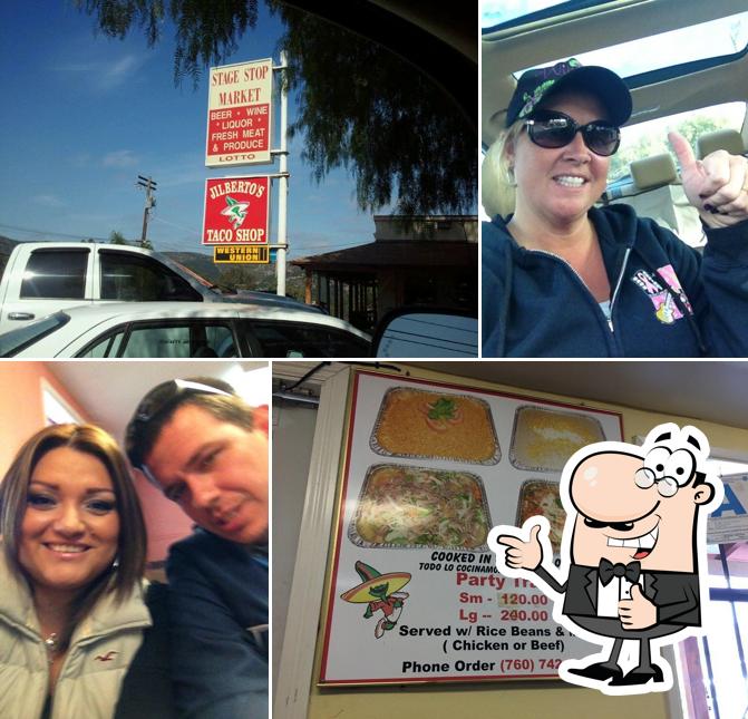 Jilberto's Taco Shop