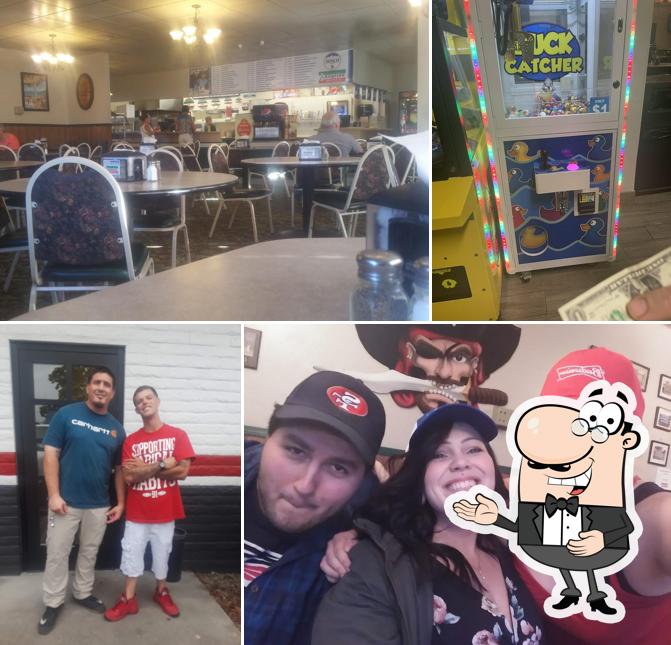 Angelo's Pizza Parlor