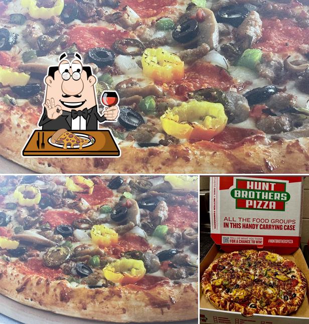 pizza(HUNT BROTHERS PIZZA)