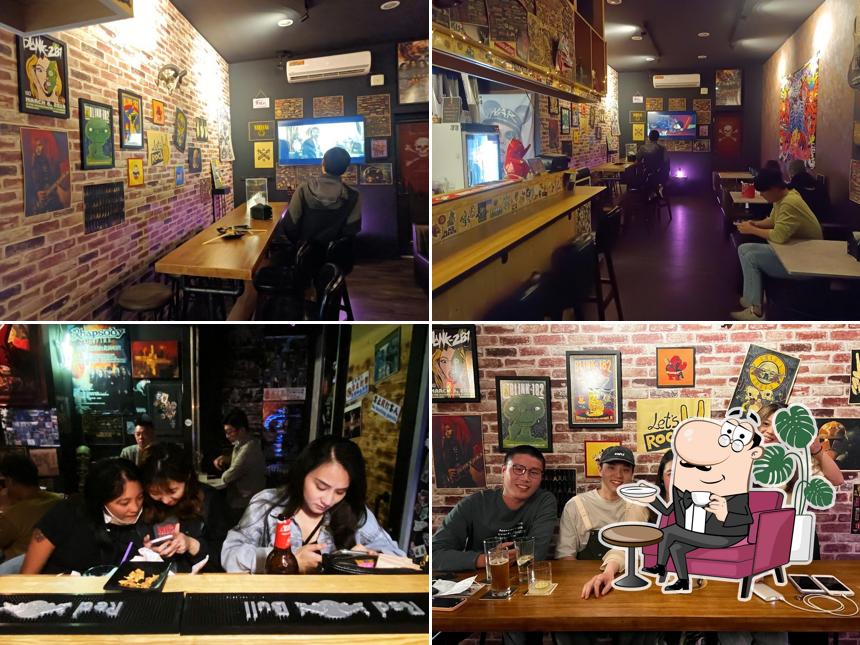 Hugh's Bar