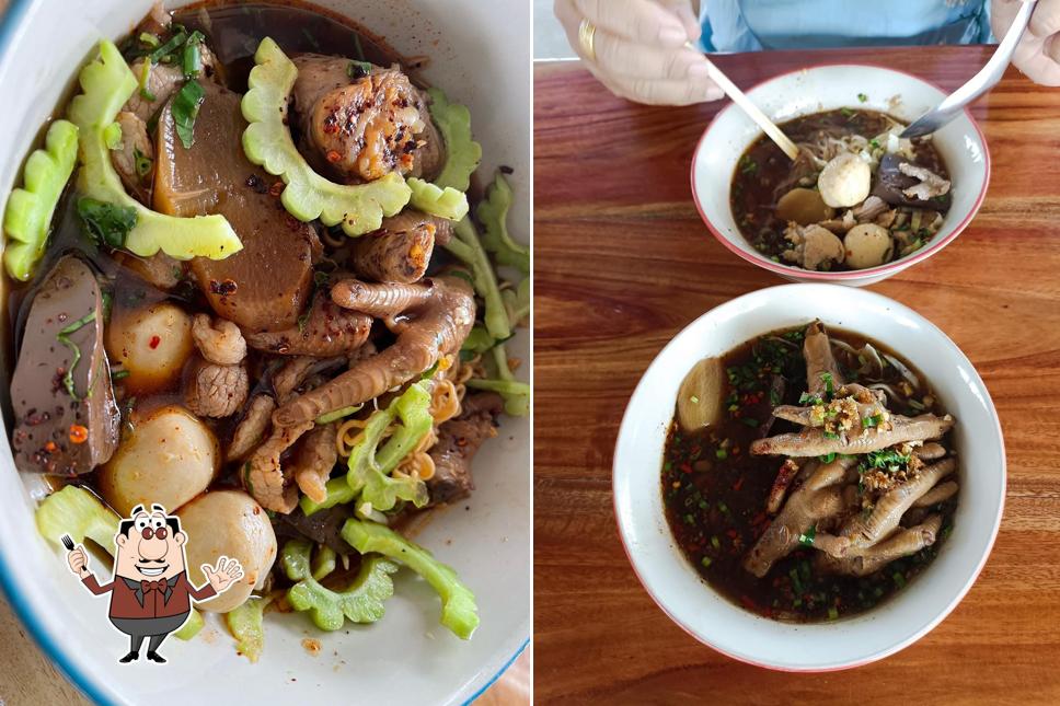 ร้านก๋วยเตี๋ยวหมูเลียงบ้านอ่าง